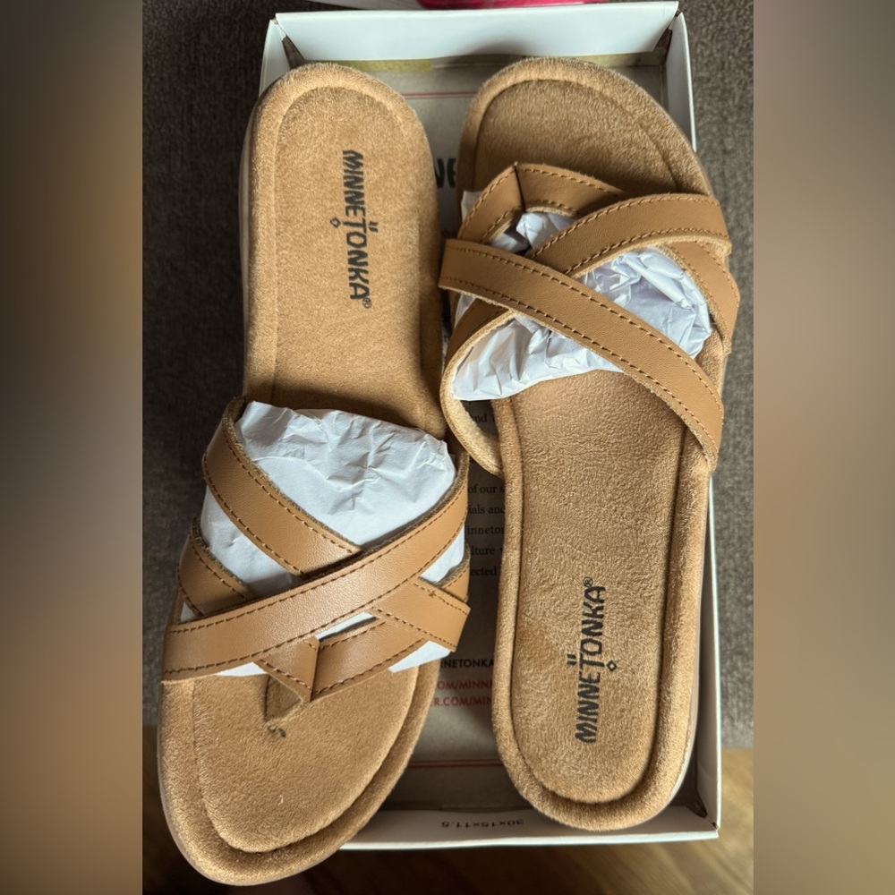 Minnetonka Sandals size 10N